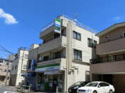 ファミリーマート